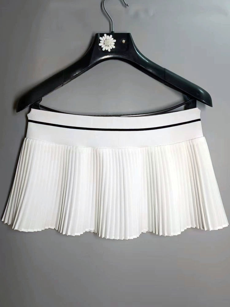 PlayFlex Pleated Skirt – Effortless & Sporty