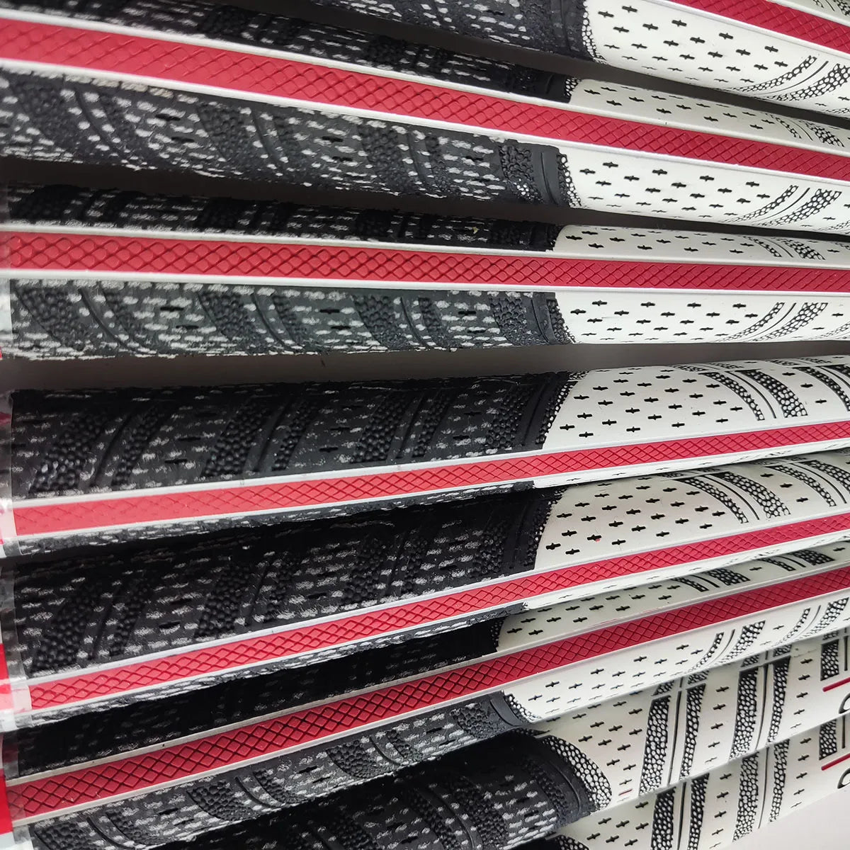 CRG Align Golf Club Grips – The Grip That Gets You in Line